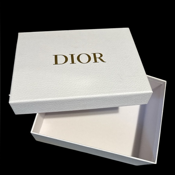 NEW w/Dior Dust Bag Christian Dior GWP Embroidered Clutch in Heavy Duty Dior Box - Picture 15 of 15